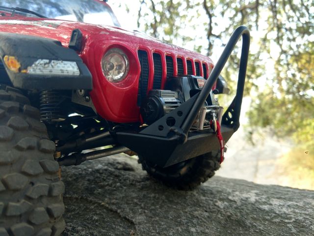 Pro Series Narrow Winch Front Bumper for Axial Racing SCX10 III Jeep Wrangler JLU/Gladiator